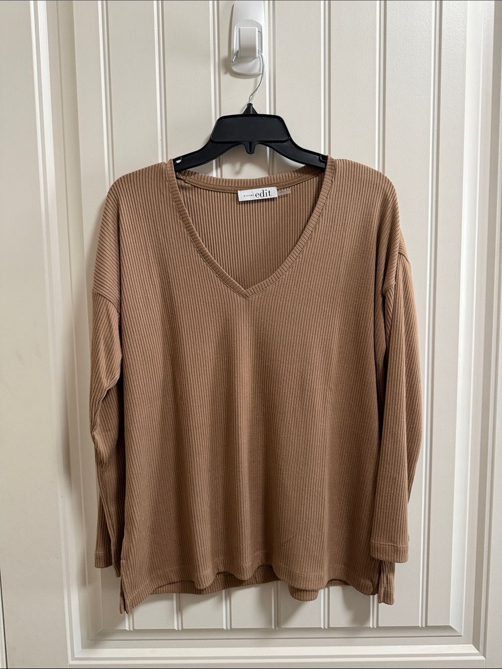 Natori Ribbed V-Neck Long Sleeve Top - Camel